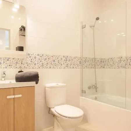 La Plaza-colon, 1 Habitacion. *